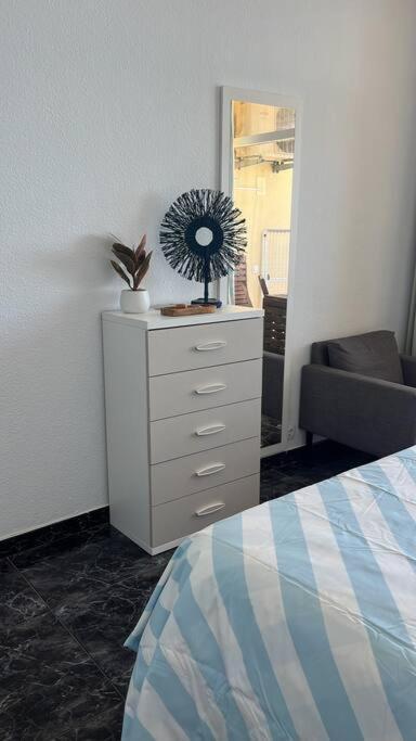 Love Rent4 Malaga La Torre De La Roca 토레몰리노스 외부 사진