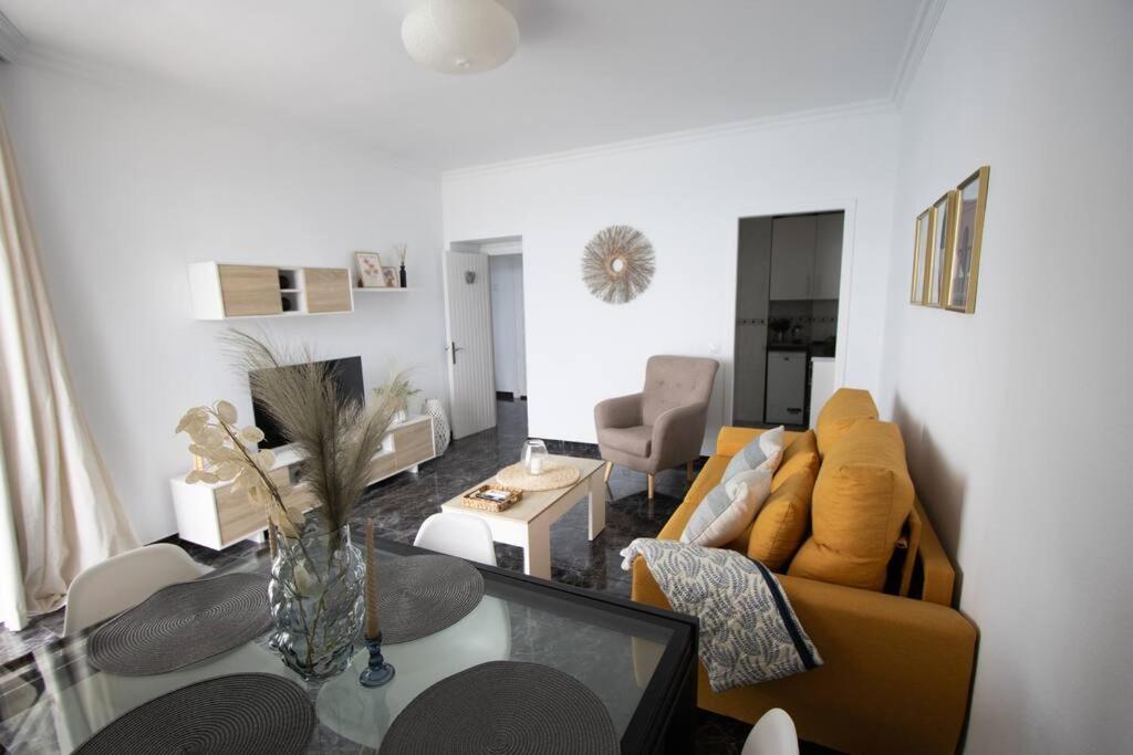 Love Rent4 Malaga La Torre De La Roca 토레몰리노스 외부 사진