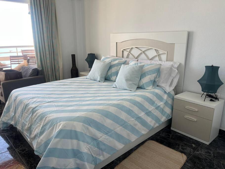 Love Rent4 Malaga La Torre De La Roca 토레몰리노스 외부 사진
